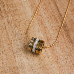 TRIPLE STACK RING NECKLACE - GOLD - Rinsedlight