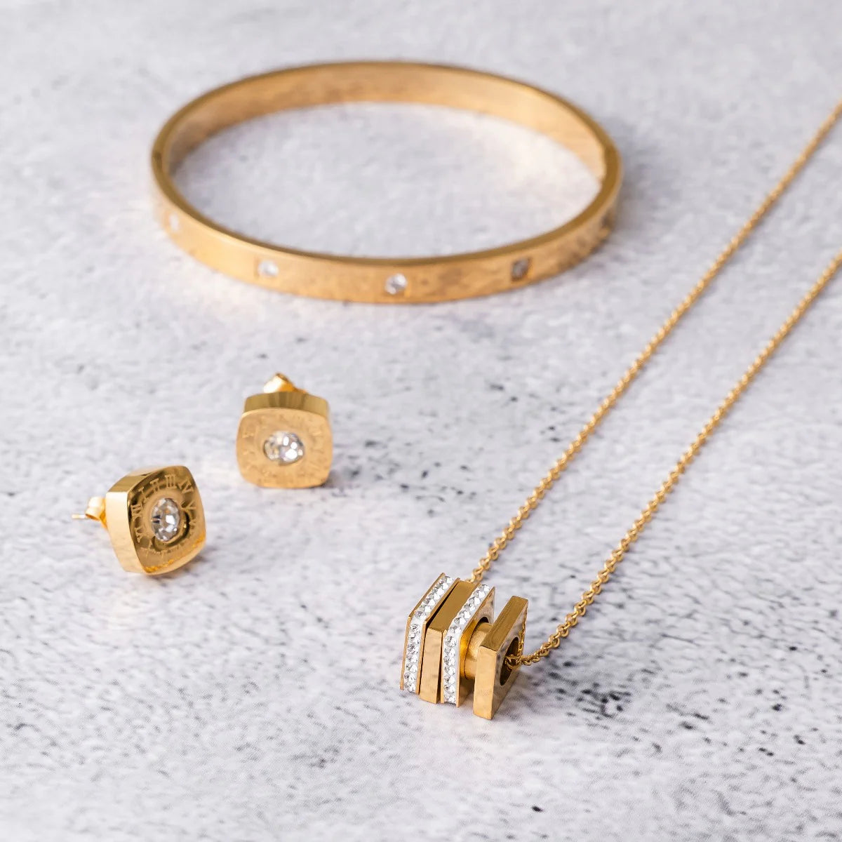 RUBIX STONE NECKLACE - GOLD - Rinsedlight