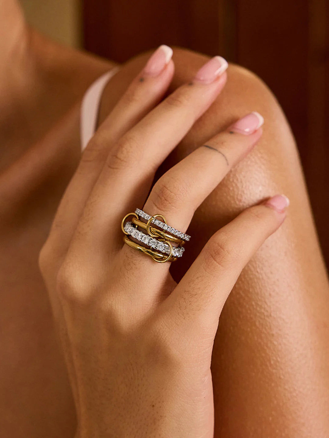 QUINTUPLET INTERLOCKED RING - Rinsedlight